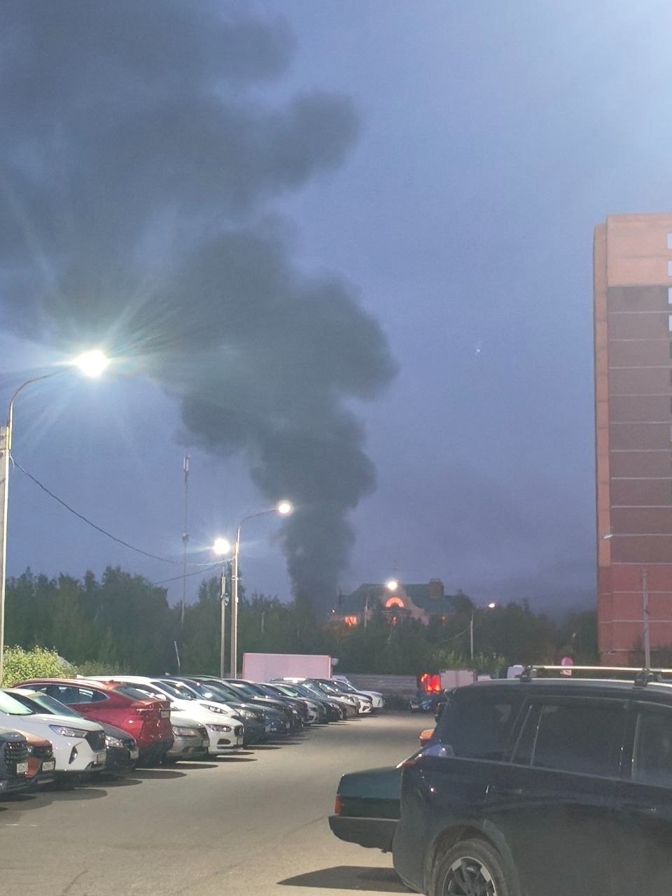 Наслідки прильотів і пожеж у Підмосков'ї після нічної атаки дронів 20 липня 2026 року