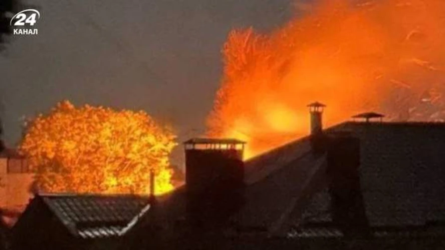 Супутникові знімки пожеж у Керчі після атаки 3 серпня