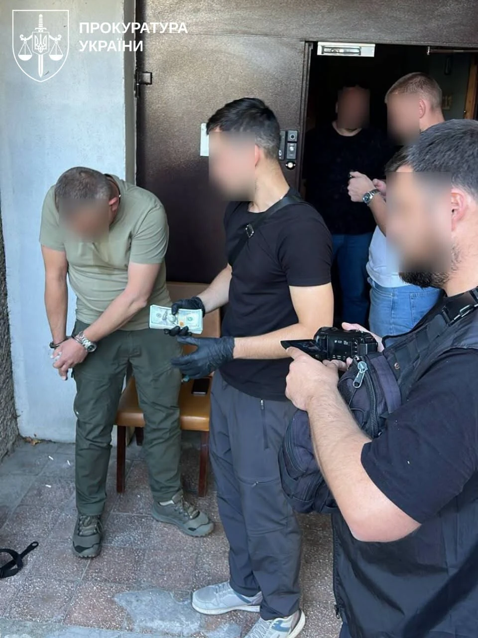 Затриманий начальник Миколаївського обласного ТЦК та виявлена готівка під час затримання