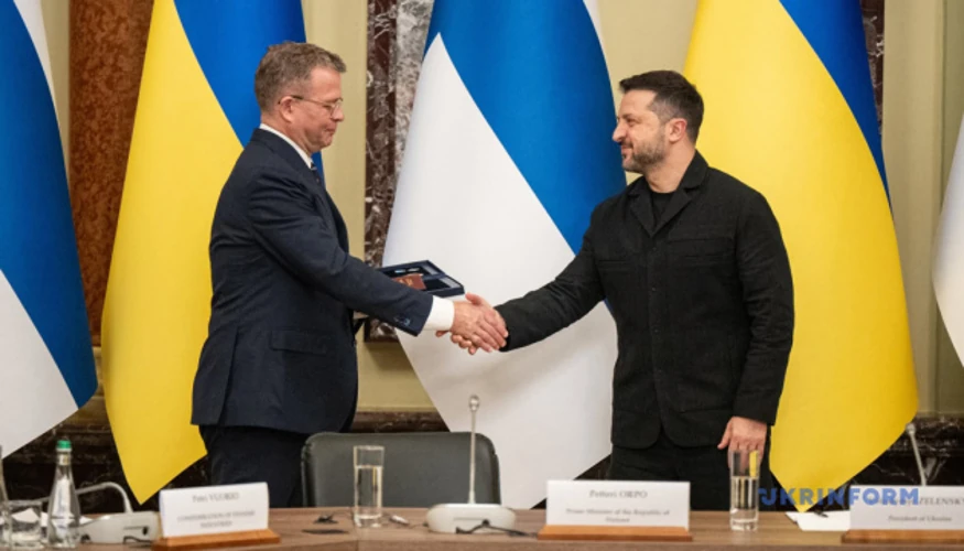 Десять локомотивів для Укрзалізниці