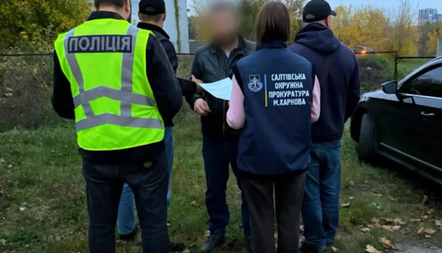Підозрюваний у вбивстві військовослужбовця ТЦК та СП, 50-річний чоловік, під час затримання (за даними поліції Харківської