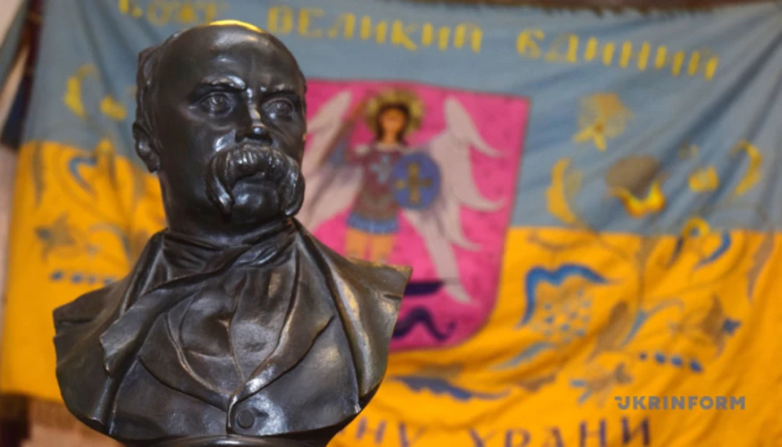 Тарас Шевченко — український письменник, твори якого включено до шкільної програми Литви